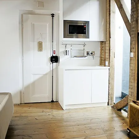 No Limit Bairro Alto * Lisboa