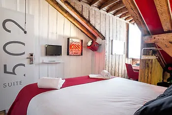 No Limit Bairro Alto بيت شباب