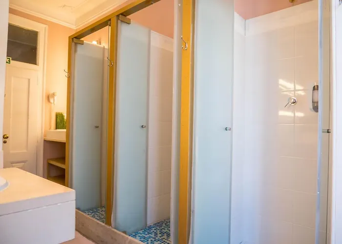 No Limit Bairro Alto Hostel